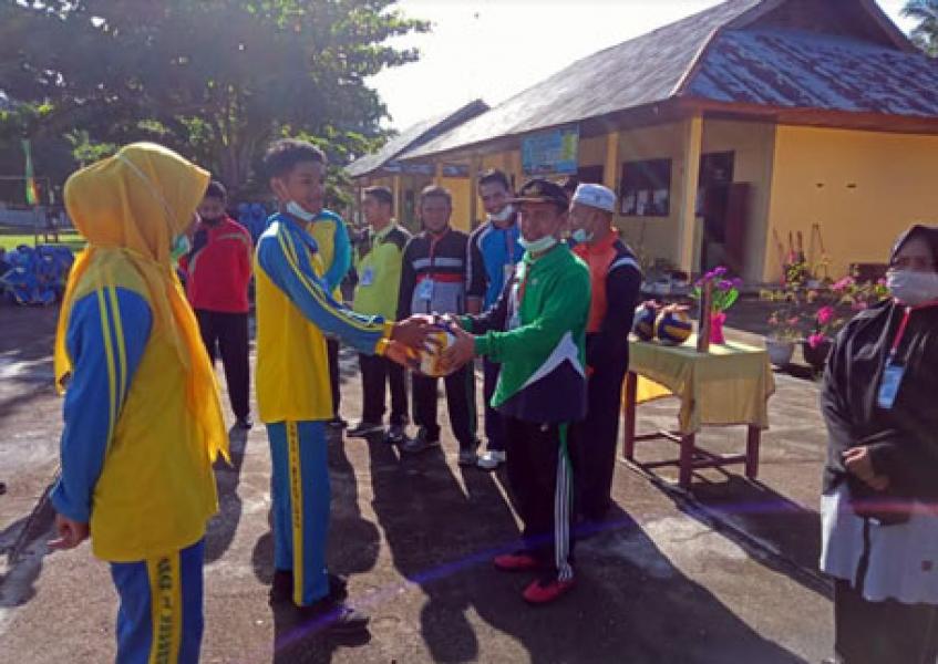 Akhiri Tahun Pelajaran 2020-2021, SMA Negeri 1 Kepenuhan Gelar Class Meeting
