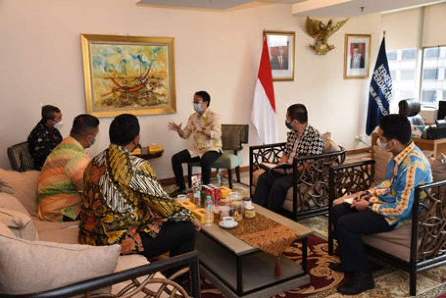 Bertemu Gubri, Wamen Perdagangan Segera ke Riau