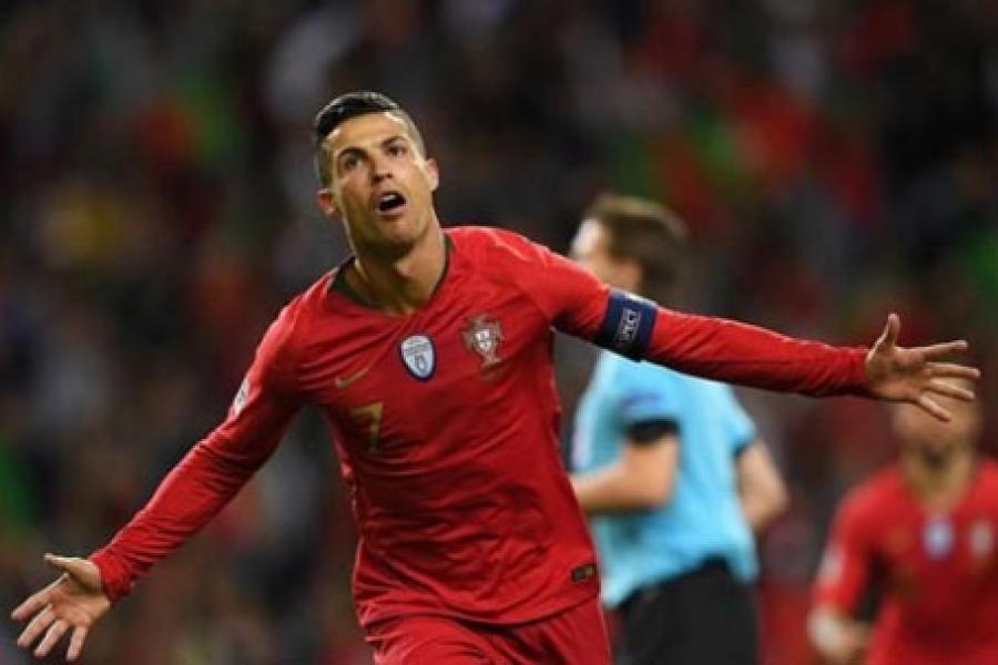 Imbas Ronaldo Ngamuk, Coca-Cola Rugi Rp57 Triliun!