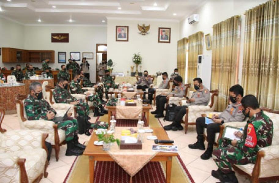 Panglima TNI: Lakukan Pendekatan Kultural Dalam Pelaksanaan 3T