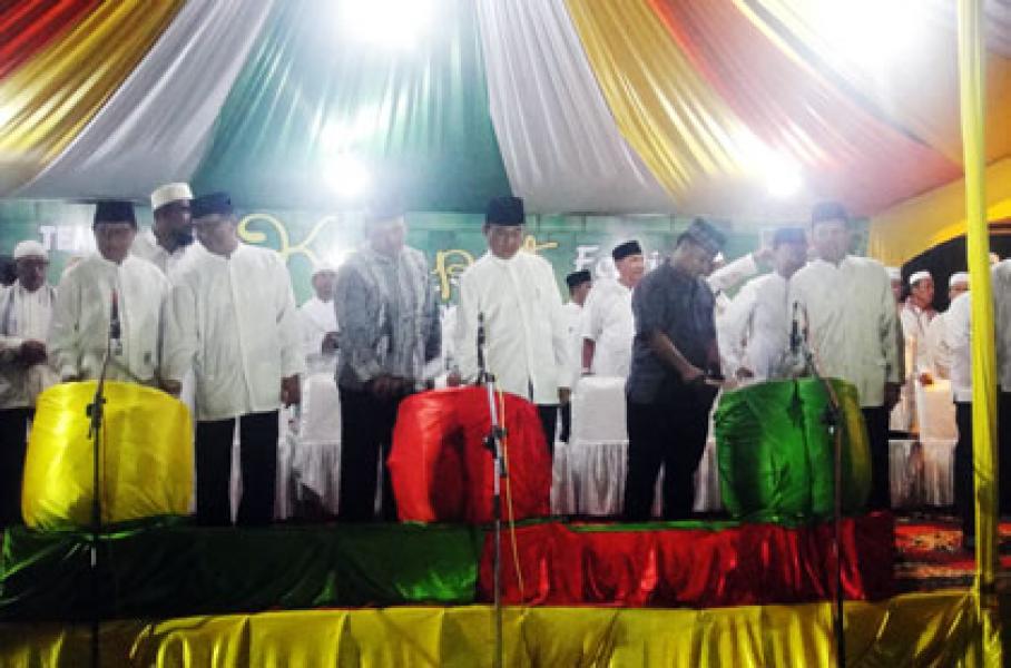 Masyarakat Tembilahan Gelar `Tembilahan Ketupat Festival`