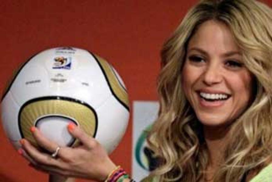 Shakira Nyanyikan `La La La` di Penutupan Piala Dunia