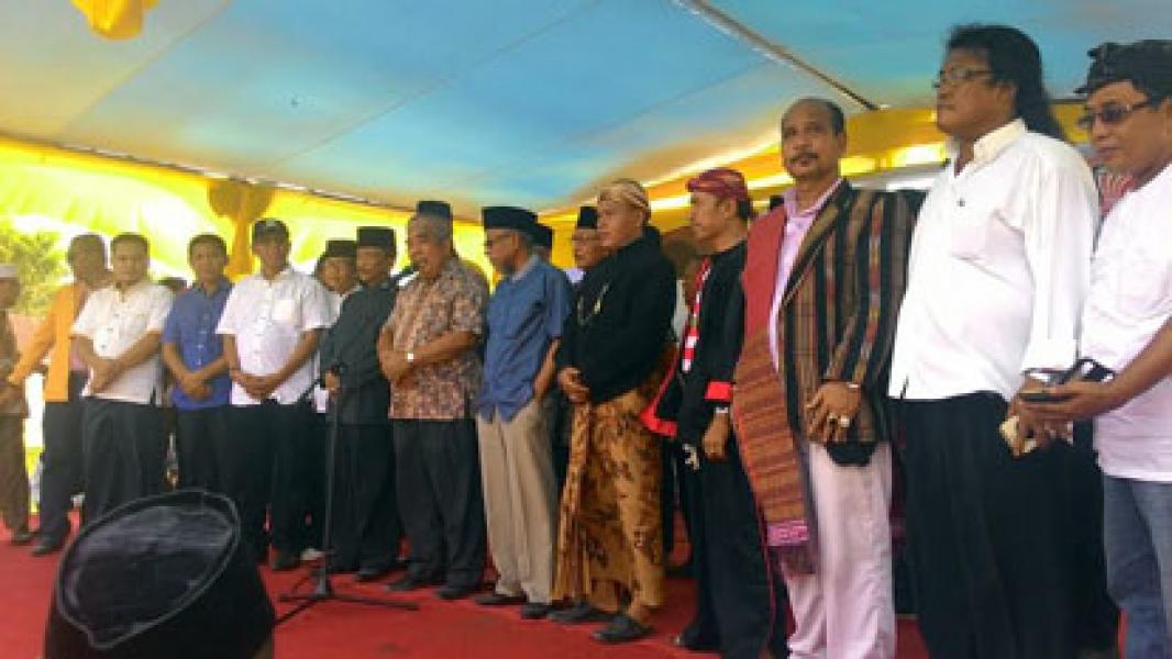 Arwin AS dan Wan Abu Bakar Dukung Pasangan Syamsuar-Alfedri