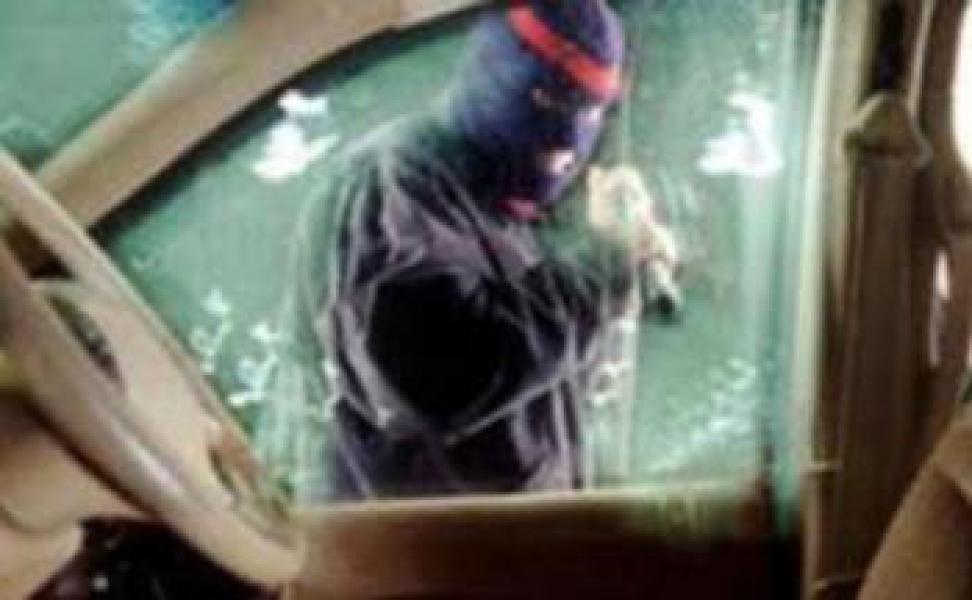 Bandit Pecah Kaca Beraksi, Uang Tunai Rp 132 Juta Lesap