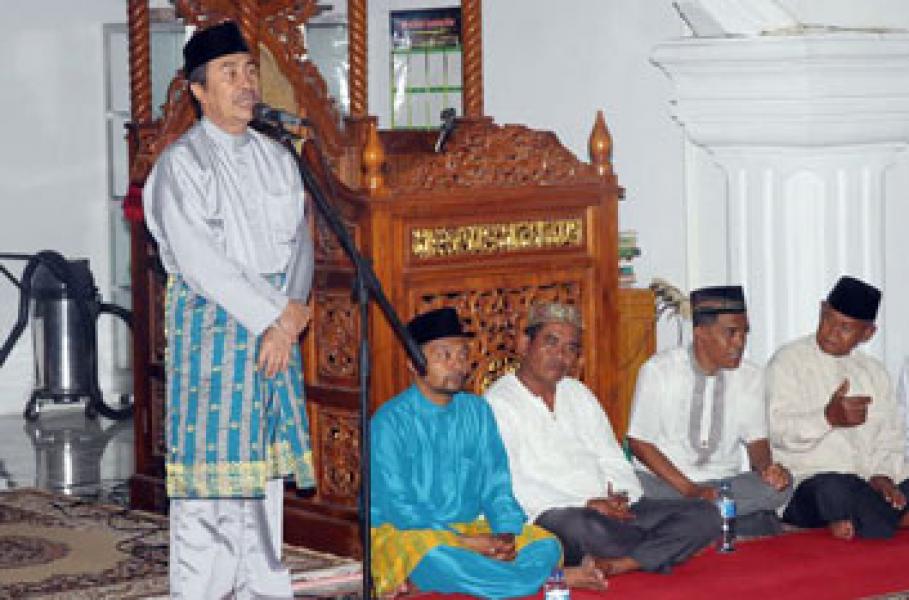 Bupati Ajak Masyarakat Paluh Lestarikan Ibadah Puasa Enam