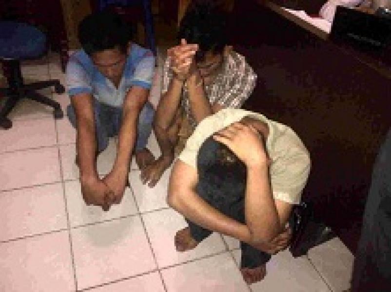 Gilir ABG, Tiga Pemuda di Pekanbaru Ditangkap Warga, Seorang Diantaranya Mahasiswa