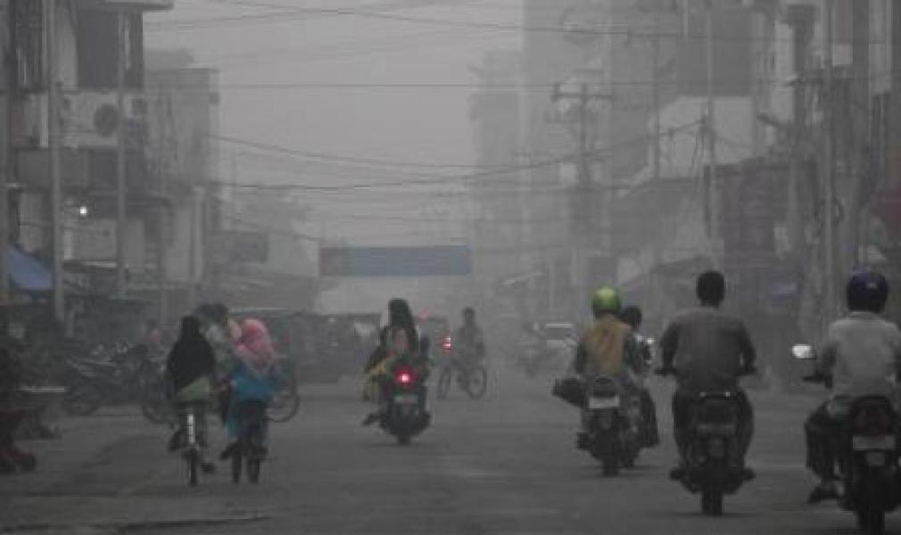 Ibadah Ramadan Terganggu, Asap Ancam Kesehatan Warga di Rohil