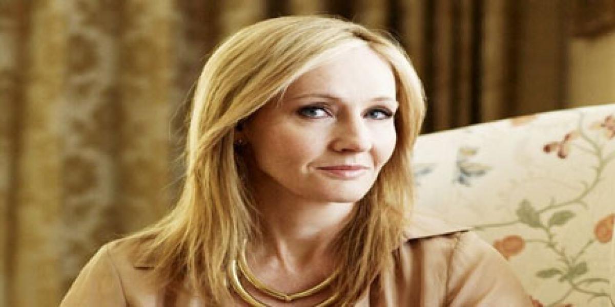 J.K. Rowling Sebut Pengguna Twitter Idiot