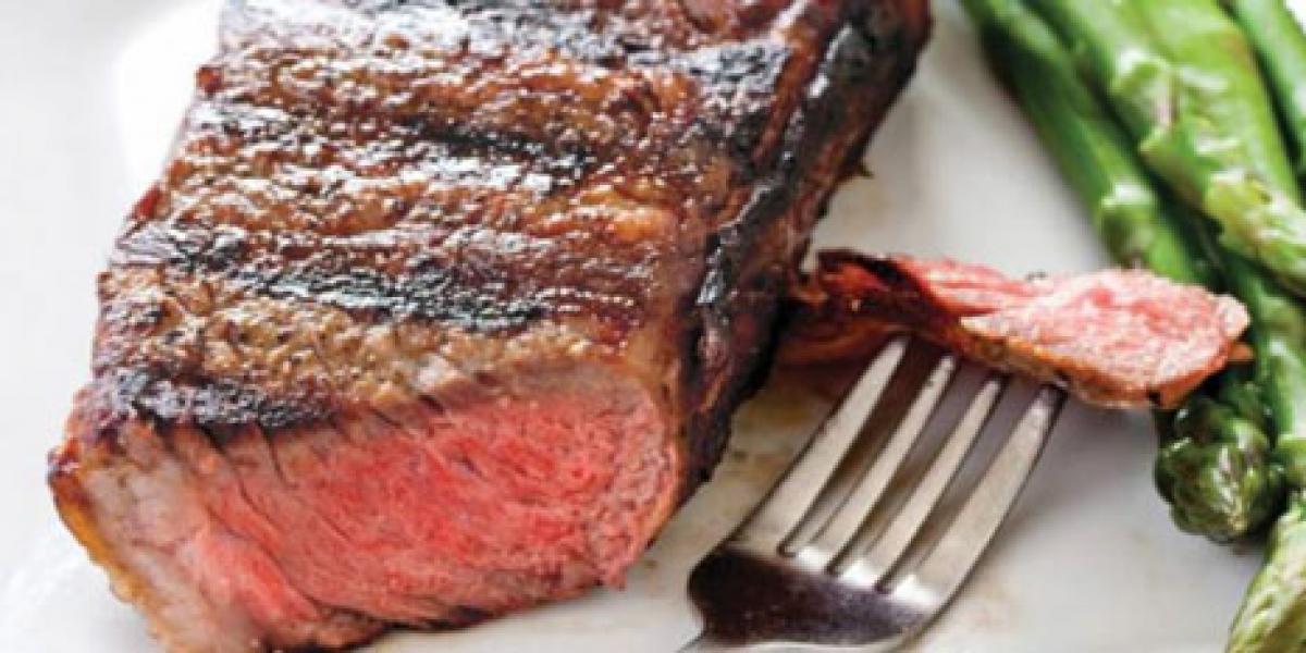 Kurangi Kolesterol saat Lebaran, Hindari Daging!
