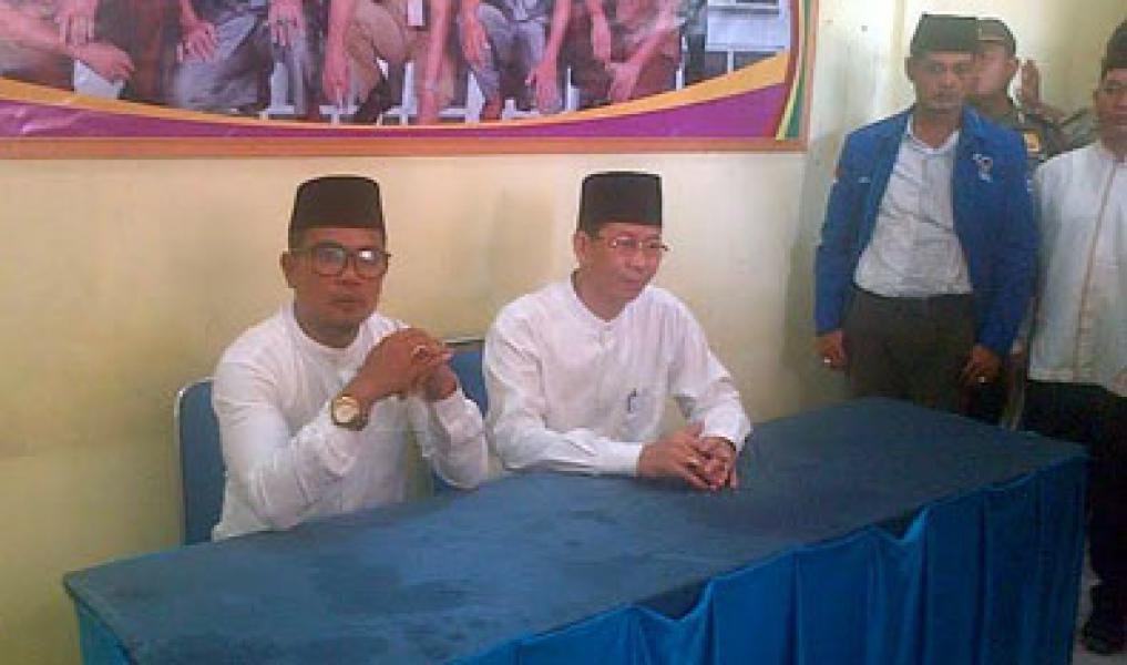 Pasangan Pilkada Pelalawan Zukri Misran - Anas Badrun Saling Puji