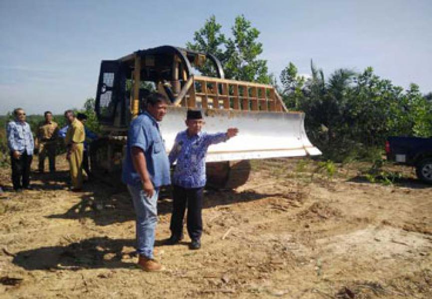 Bupati Harris Tinjau Akses Jalan ST2P dan Kawasan Tekhnopolitan