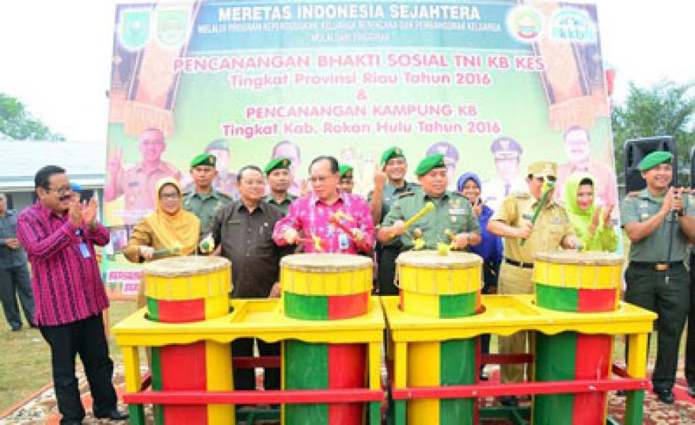 Danrem 031/Wirabima Hadiri Pencanangan Bakti Sosial TNI KB Kes Riau 2016