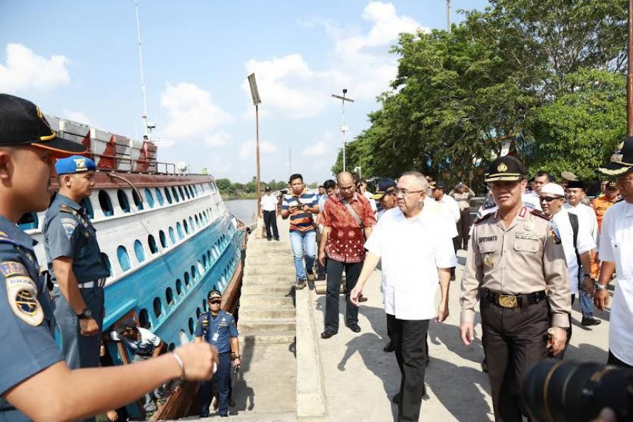 Gubri H Arsyadjuliandi Rahman Sidak Pos Pengaman Lebaran dan Depo Pertamina Sungai Duku