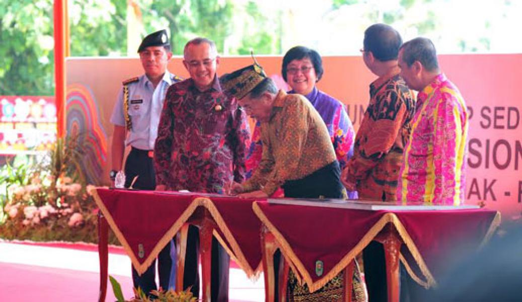 HLHS Di Siak, Wapres: Mari Kita Bersahabat Dengan Alam