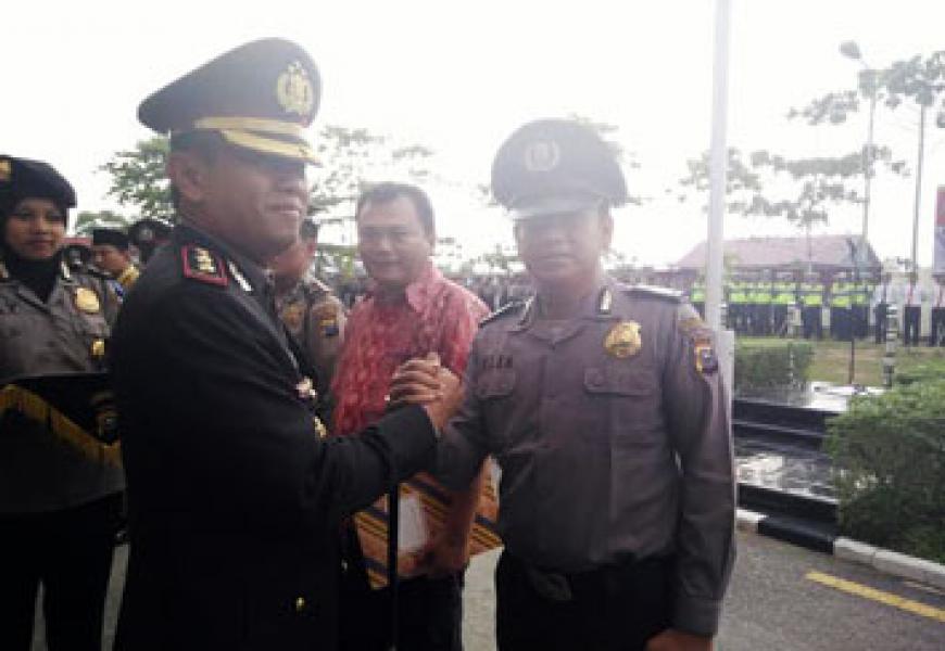 HUT Bhayangkara Ke-70, Bripka Alamsyah Raih 3 Penghargaan