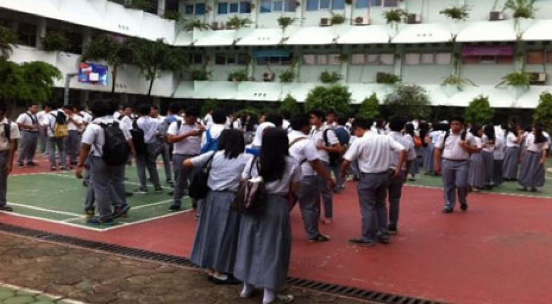 Mendikbud Larang Siswa Senior Gelar MOS
