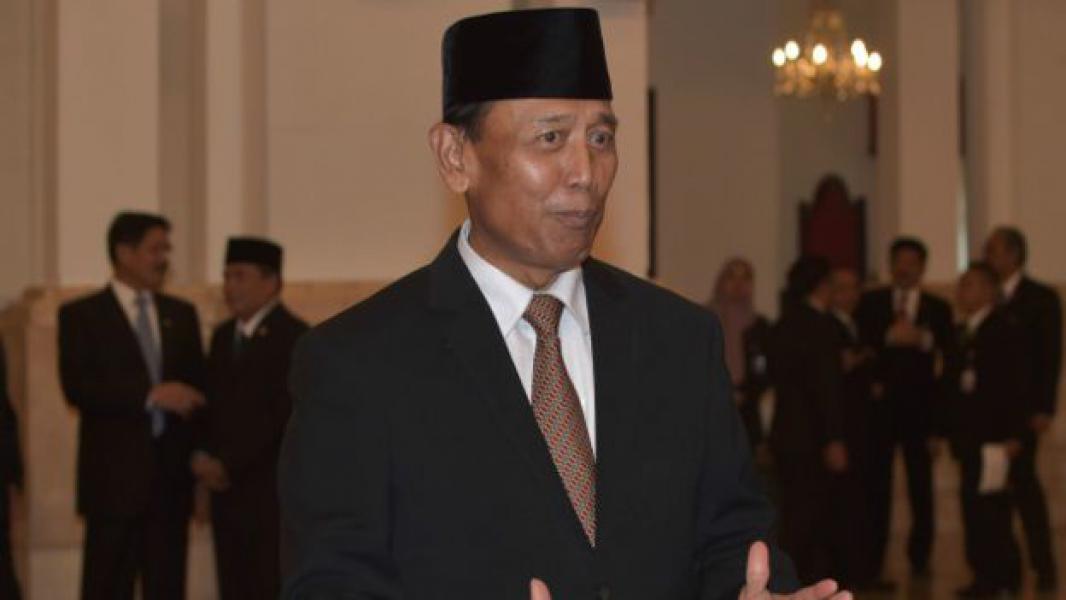 Pesan Luhut Untuk Menko Polhukam Wiranto