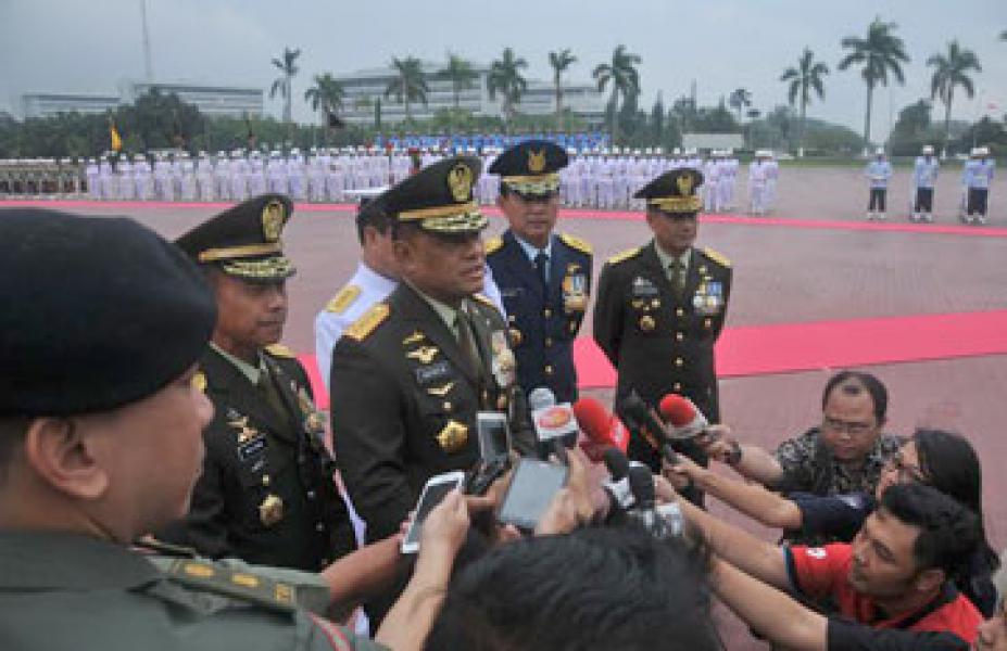 Prajurit TNI Satgas Tinombala Terima Kenaikan Pangkat Luar Biasa
