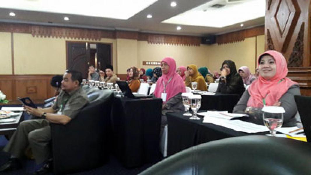 SMKF Ikasari Gelar Workshop Kurikulum 2013