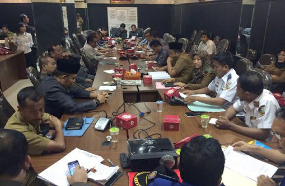 Tak Penuhi Regulasi, Transmart dan Carefour Diminta Hentikan Pembangunan