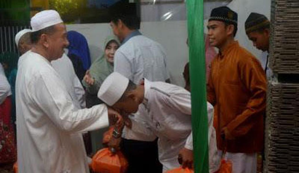 Wabup Rosman Malomo Gelar Bukbar Bersama Masyarakat di Kediaman