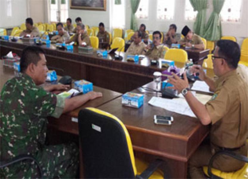 Asisten I Siak Pimpin Rapat Persiapan HUT RI ke 72 dan HUT Provinsi Riau ke 60