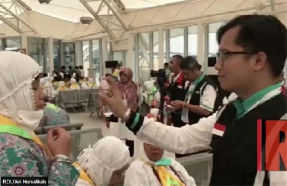Hujan Debu Sambut Kedatangan Jamaah Haji Gelombang Pertama