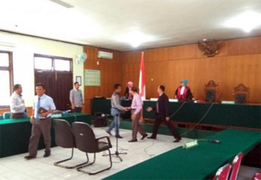 Kecewa Pada Hakim, Walhi Cabut Prapid SP3 Tiga Perusahaan