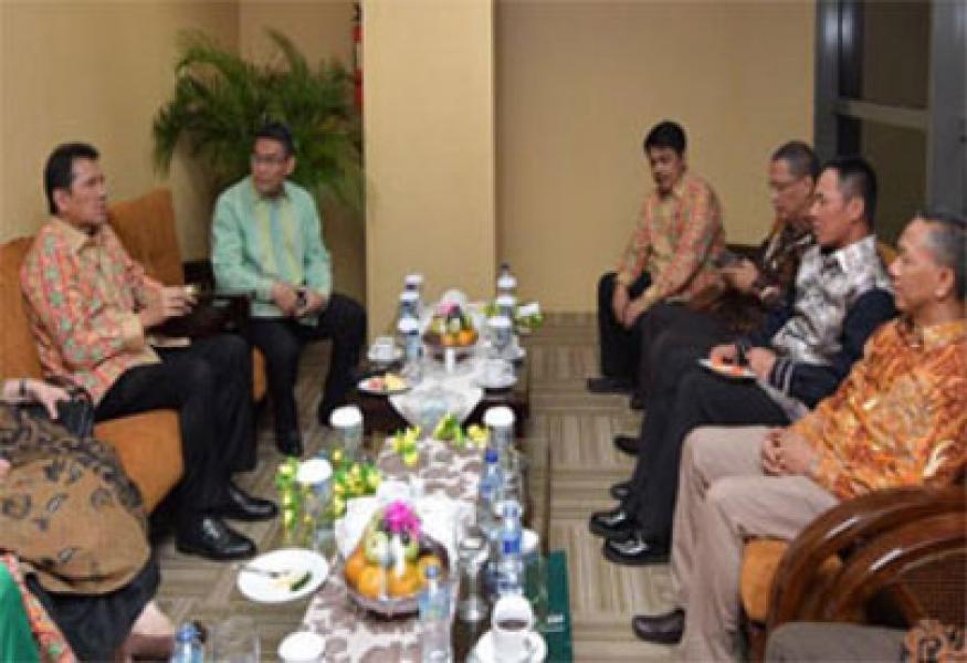 Menpan RB Apresiasi Transformasi dan Reformasi di Bank Riau Kepri