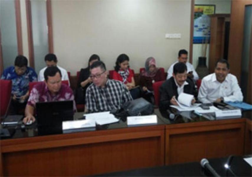 Sekdakab Siak Paparkan Kondisi Tanjung Buton ke Dirjen Pengembangan Wilayah Industri
