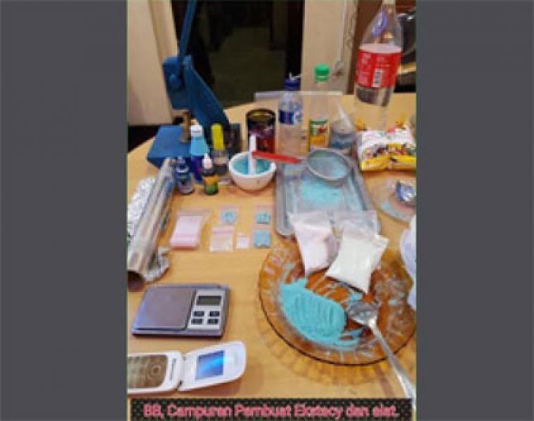 Ternyata Pemilik Home Industry Ekstasi Belajar Dari Internet