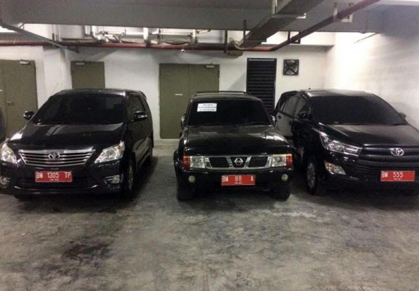 Alasan Tak Punya Kendaraan, Zainal Bawa Pulang Mobil Operasional DPRD Pekanbaru