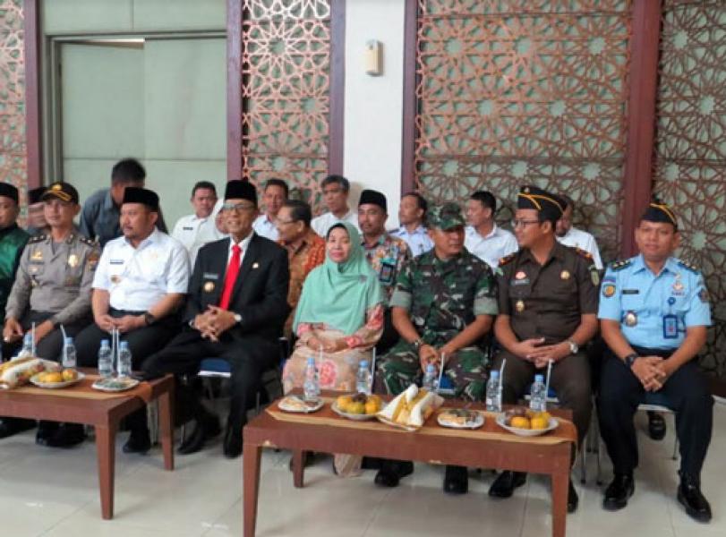 Dandim 0313/Kpr Hadiri Pelantikan Para Kepala Desa Terpilih  Se Kabupaten Kampar