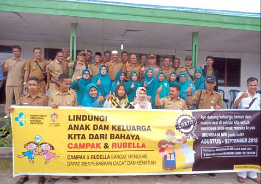Danramil 08/Mandah Mendampingi Sosialisasi Program Imunisasi Campak Dan Rubella