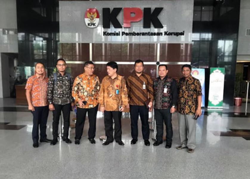 KPK Undang Bank Riau Kepri Terkait Sistem Pajak Online