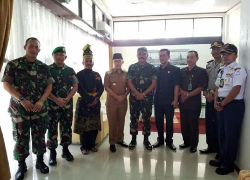 Kasrem 031/WB Dampingi Kunker Pangdam I/BB di Kota Dumai