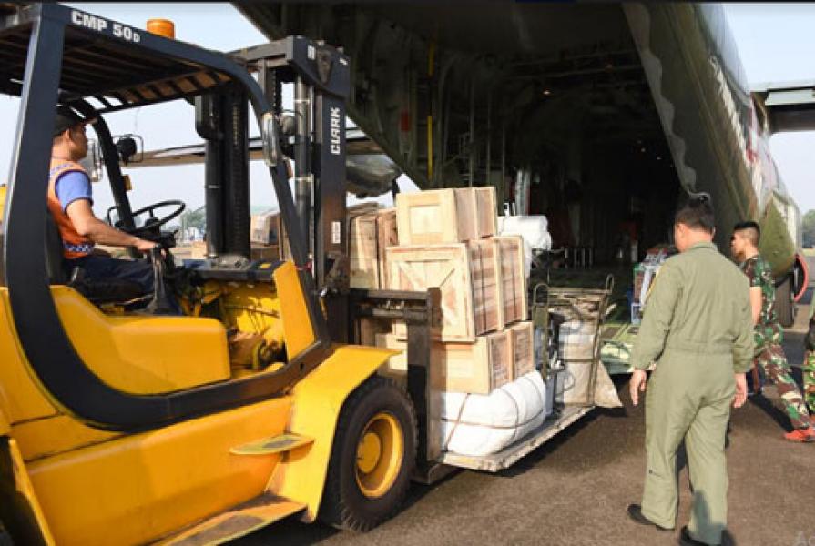 Mabes TNI Kirim Tambahan Bantuan Untuk Suku Mausu Ane