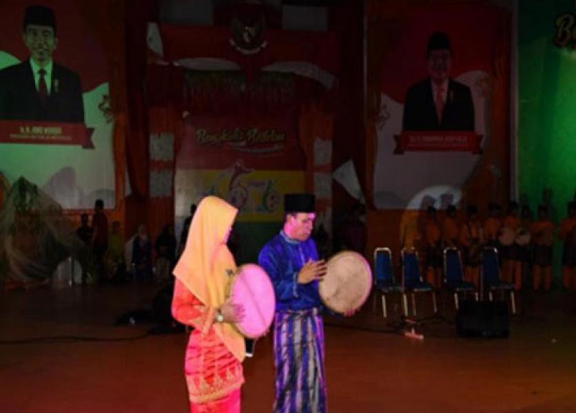 Pergelaran Malam Kesenian �Bengkalis Bedelau� Resmi Dibuka