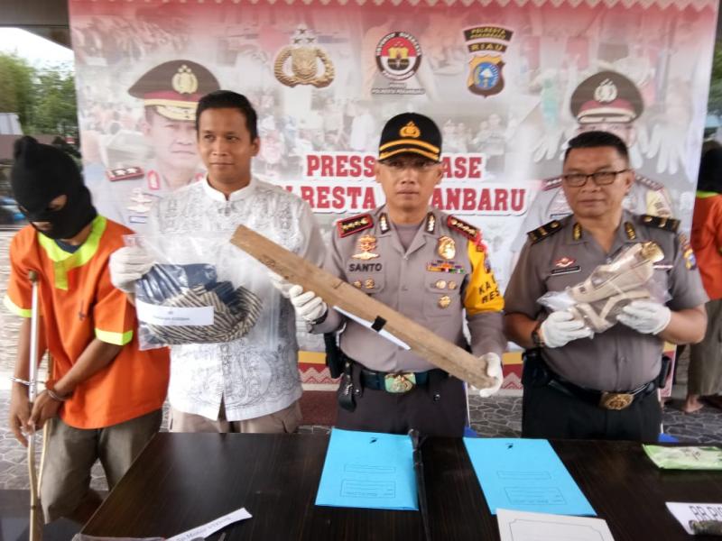 Sebelum Dihabisi, Mayat Wanita Yang Ditemukan Setengah Bugil Lebih Dulu Disetubuhi