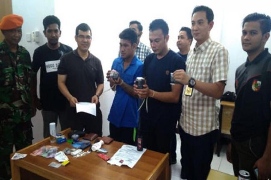 Selundupkan 719,2 Gram Sabu, Dua Pemuda Banjarmasin Ditangkap Petugas Bandara SSK II