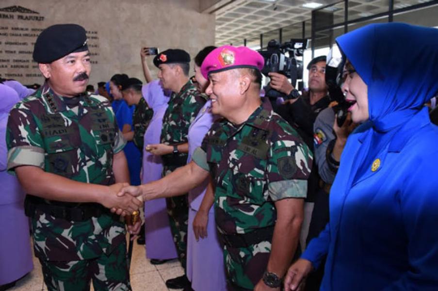 57 Pati TNI Naik Pangkat