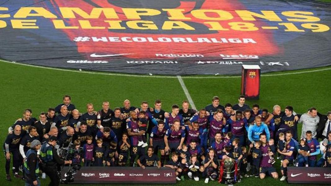 Barcelona Resmi Dapatkan Striker 16 Tahun dari West Brom