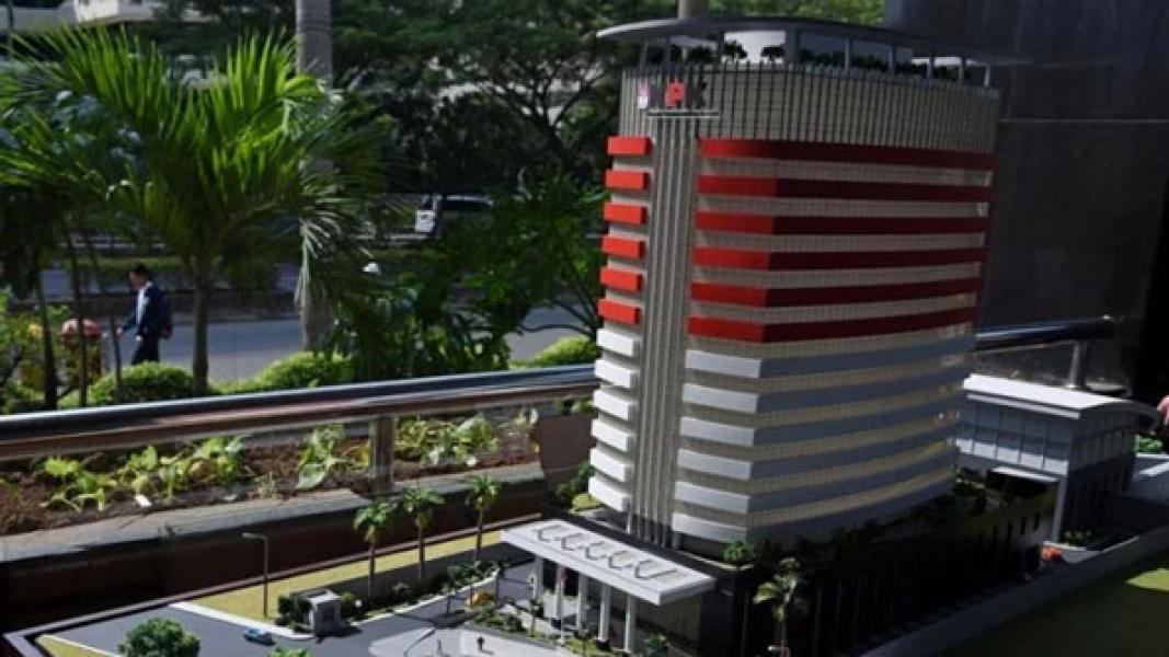 Bupati Kepulauan Meranti Dicecar Soal Aliran Suap ke Bowo Sidik