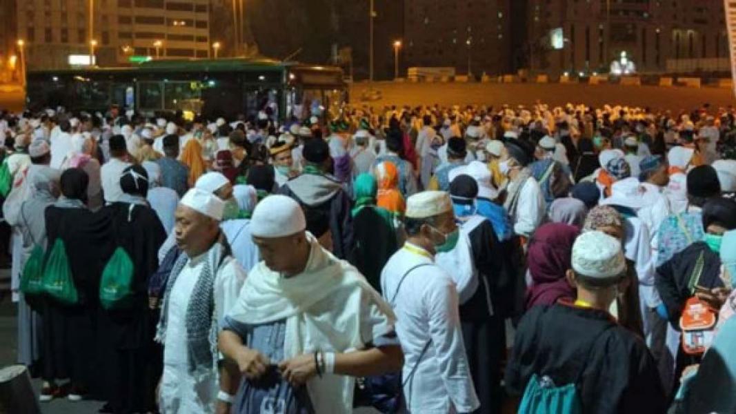 Bus Shalawat Padat di Jam Salat, Jemaah Haji Perhatikan Ini