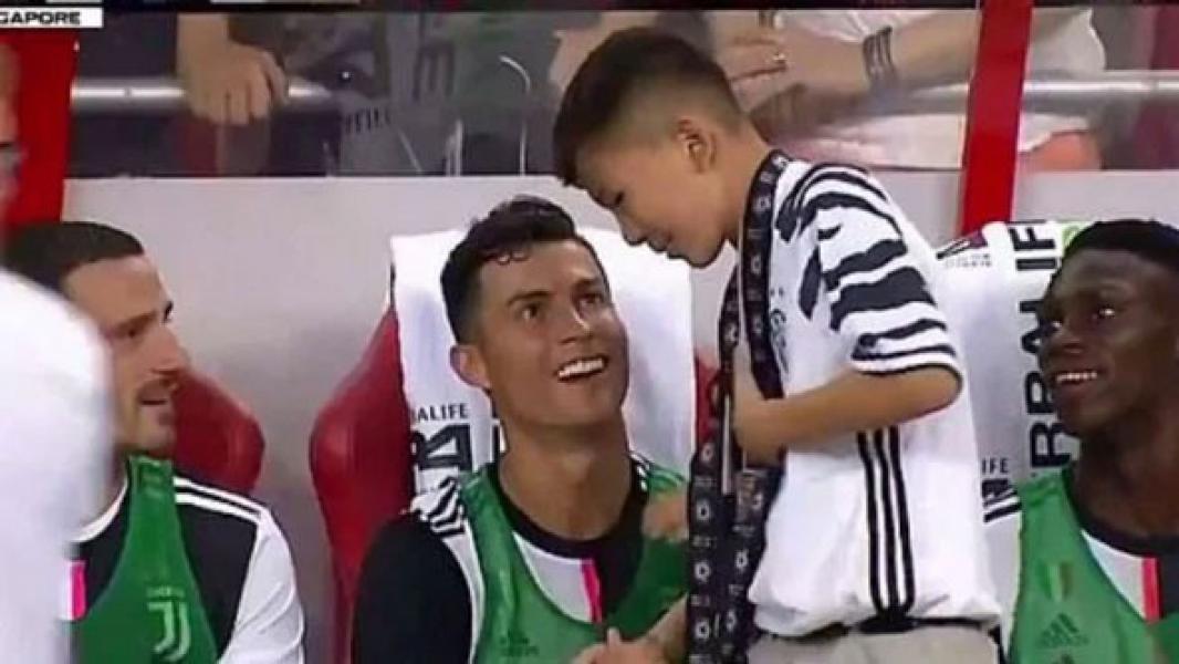 Fans Cilik Juventus Dapat �Kado Istimewa� dari Ronaldo