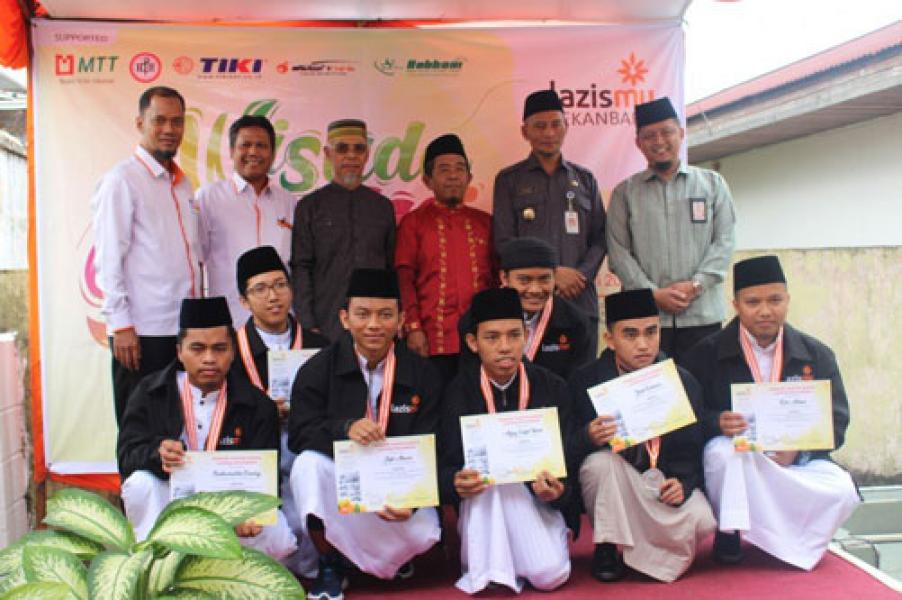 Lazismu Pekanbaru Gelar Wisuda Santri Tahfidz Qur�an