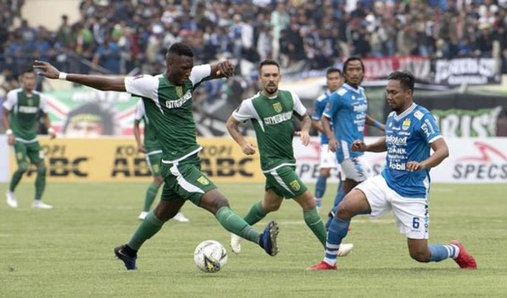Liga 1: Persebaya Bantai Persib 4-0, Balde Hattrick