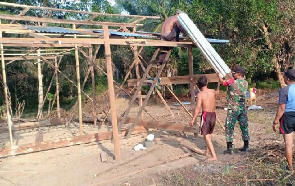 Melalui TMMD Ke -105, Koramil 15/KK Kodim 0313/Kpr Ciptakan Sinergitas TNI-Rakyat