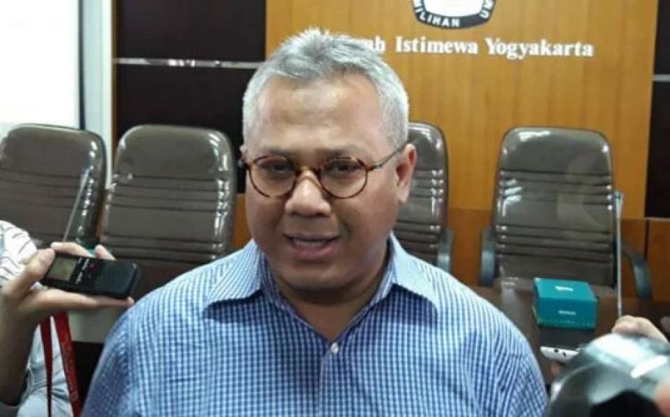 Terkait Foto Calon Anggota DPD Terlalu Cantik, KPU Tunggu Putusan MK