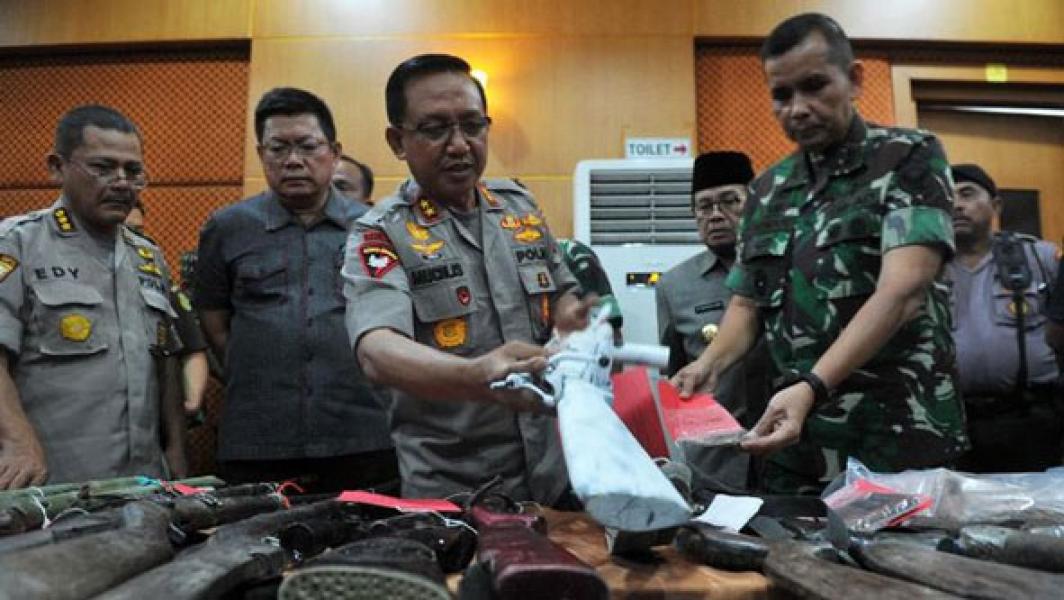 Tim TNI-Polri Temukan Bungker dan Narkoba di Markas SMB Jambi